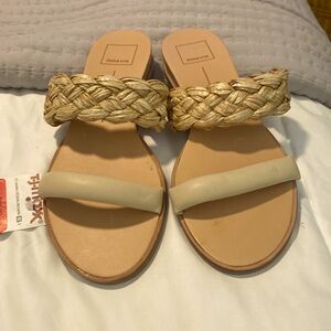 Dolce vita sandals size 8.5